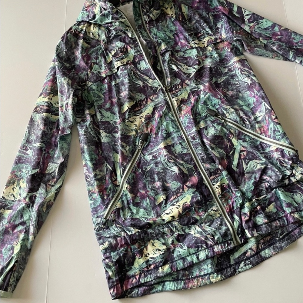 Lululemon long hooded rain jacket
